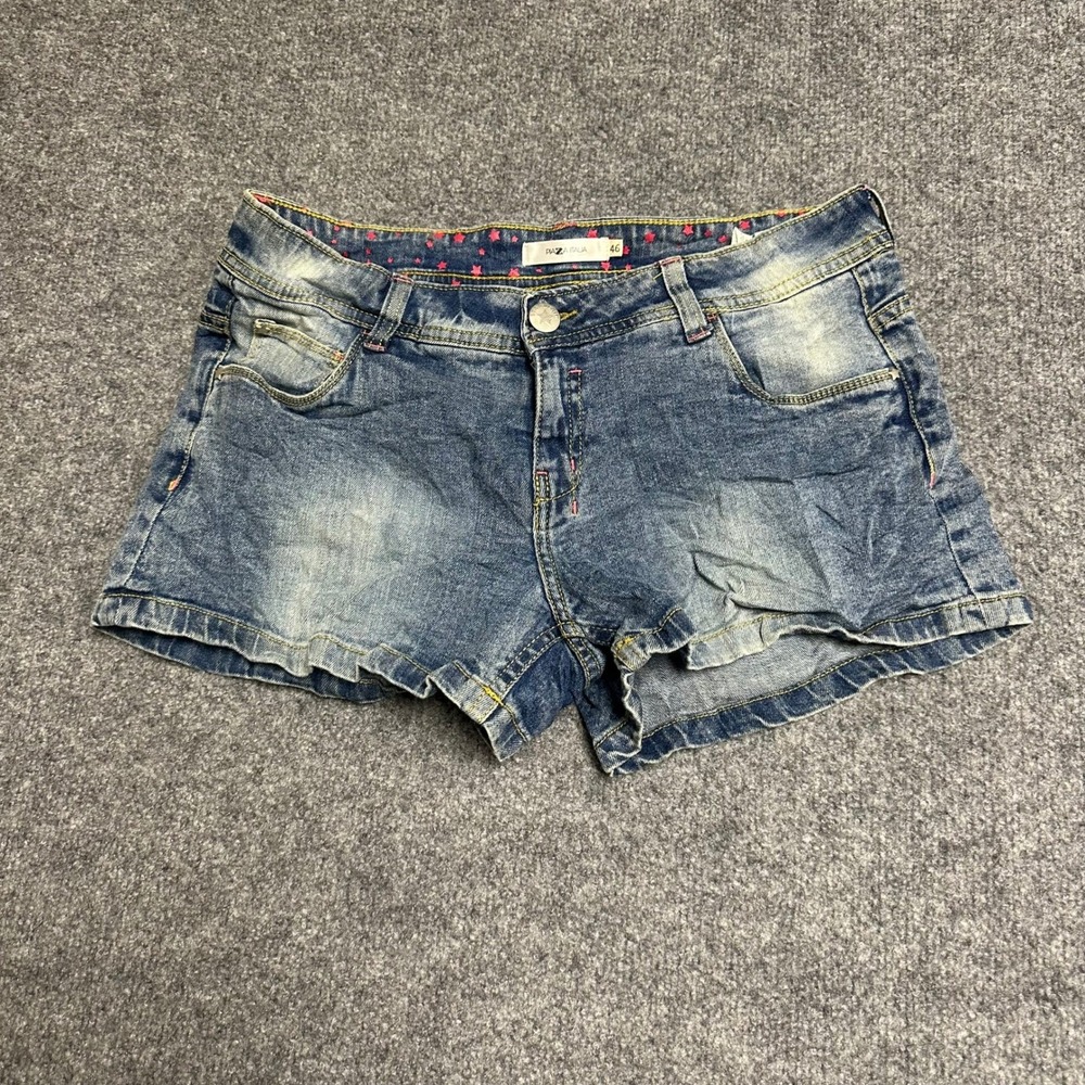 Piazza Italia Denim Shorts Womens Size 46 Blue Star Embroidery Mini Casual